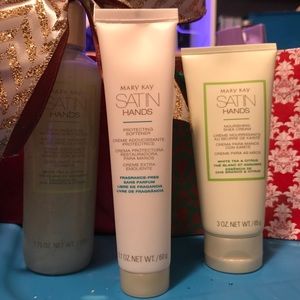 Mary Kay Satin Hands